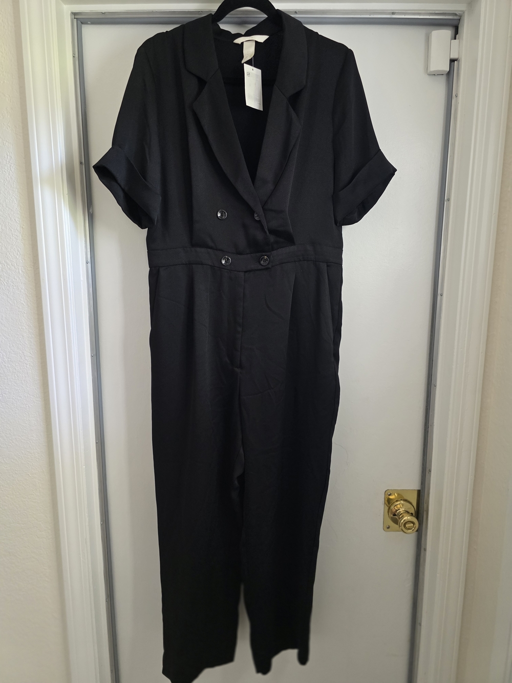 H&M Black Short-Sleeve Double-Breasted Jumpsuit